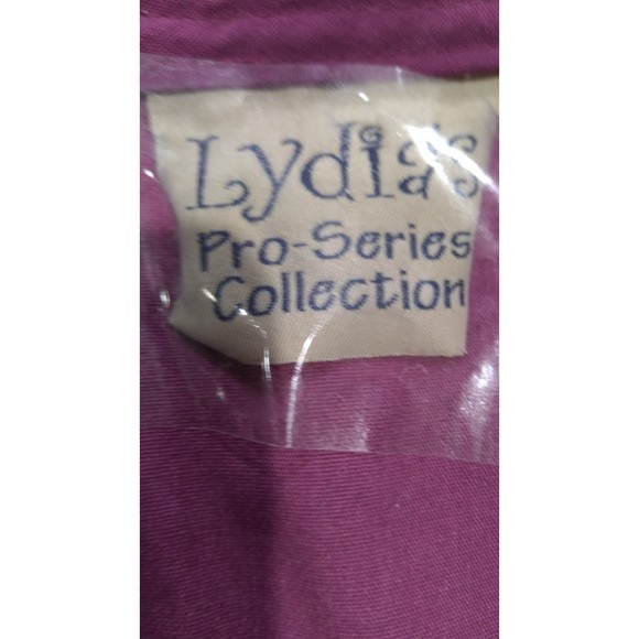 Lydia's Pro-Series Collection Scrub V-Neck Top Burgandy Size XL/2X - Picture 7 of 7